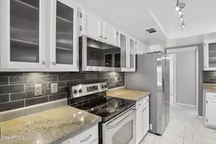 1243 E Muriel Dr, Phoenix, AZ 85022 - Photo 9