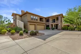 21320 N 56th St, Phoenix, AZ 85054 - Photo 3