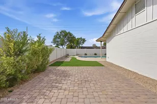 8355 E Stella Ln, Scottsdale, AZ 85250 - Photo 37