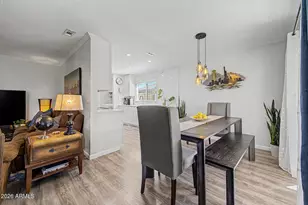 19043 N 98th Ln, Peoria, AZ 85382 - Photo 7