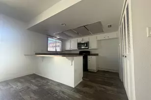 1577 W Hazelwood St, Phoenix, AZ 85015 - Photo 11