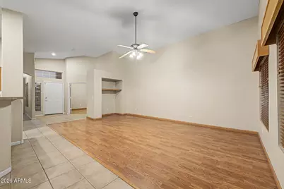 8755 W Melinda Lane, Peoria, AZ 85382 - Photo 7