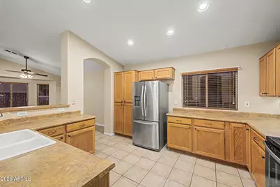8755 W Melinda Lane, Peoria, AZ 85382 - Photo 15