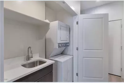 2015 N 50th Street #35, Phoenix, AZ 85008 - Photo 9