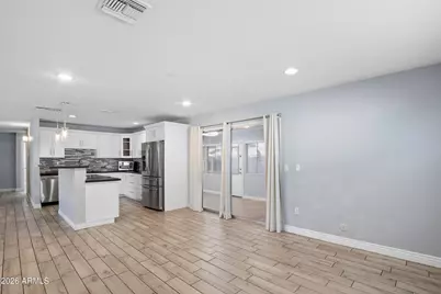 1017 E El Caminito Drive, Phoenix, AZ 85020 - Photo 19