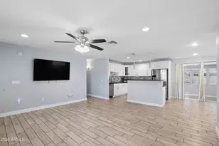 1017 E El Caminito Dr, Phoenix, AZ 85020 - Photo 11