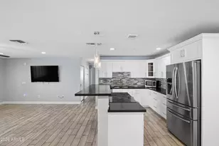 1017 E El Caminito Dr, Phoenix, AZ 85020 - Photo 15