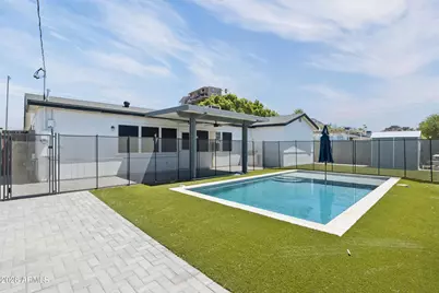 1017 E El Caminito Drive, Phoenix, AZ 85020 - Photo 39