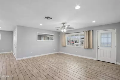 1017 E El Caminito Drive, Phoenix, AZ 85020 - Photo 13