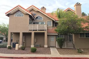 1633 E Lakeside Dr, Gilbert, AZ 85234 - Photo 1