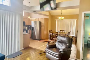 1633 E Lakeside Dr, Gilbert, AZ 85234 - Photo 5