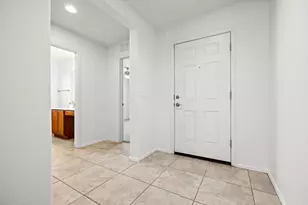 15772 W Shaw Butte Dr, Surprise, AZ 85379 - Photo 7
