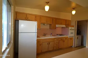 10407 W Peoria Ave, Sun City, AZ 85351 - Photo 9