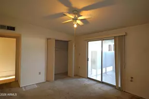 10407 W Peoria Ave, Sun City, AZ 85351 - Photo 11