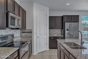 25818 N 137th Ave, Peoria, AZ 85383 - Photo 9