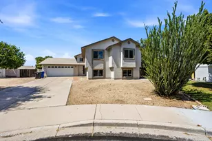 747 N Racine Cir, Mesa, AZ 85205 - Photo 35