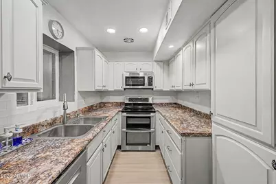 814 N 82nd Street #G5, Scottsdale, AZ 85257 - Photo 11
