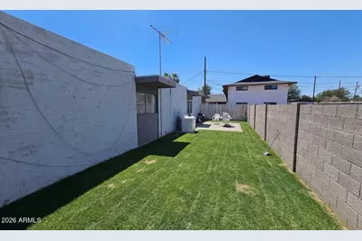 4332 N 27th Street #3, Phoenix, AZ 85016 - Photo 9