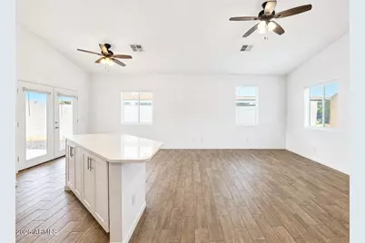 1112 E 4th Street, Casa Grande, AZ 85122 - Photo 11