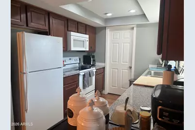 6943 W Devonshire Avenue #1355, Phoenix, AZ 85033 - Photo 11