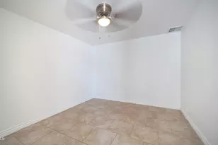 1834 N 63rd Ave, Phoenix, AZ 85035 - Photo 17