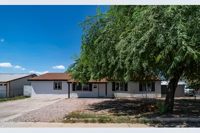 1834 N 63rd Avenue, Phoenix, AZ 85035 - Photo 1