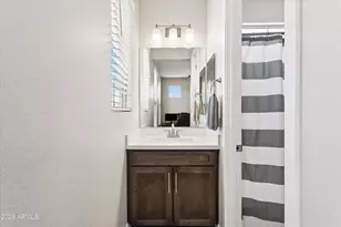 213 E Balao Dr, Phoenix, AZ 85085 - Photo 43