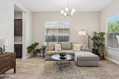213 E Balao Drive, Phoenix, AZ 85085 - Photo 7