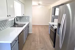 1736 E Frye Rd, Chandler, AZ 85225 - Photo 5