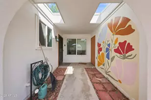 410 W Laguna Dr, Tempe, AZ 85282 - Photo 11