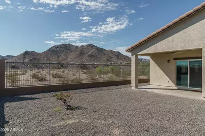 21427 W Monte Vista Road, Buckeye, AZ 85396 - Photo 11