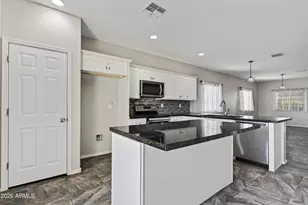 21427 W Monte Vista Rd, Buckeye, AZ 85396 - Photo 11