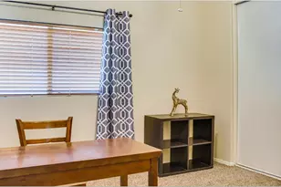 1117 E Milada Dr, Phoenix, AZ 85042 - Photo 11