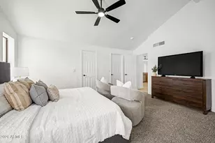 685 E Linda Ln, Gilbert, AZ 85234 - Photo 17