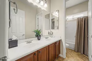 40122 N Noble Hawk Ct, Anthem, AZ 85086 - Photo 33
