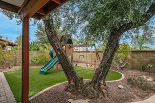 1338 E Sunburst Ln, Tempe, AZ 85284 - Photo 11