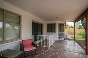 1338 E Sunburst Ln, Tempe, AZ 85284 - Photo 15