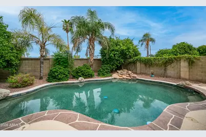 1338 E Sunburst Lane, Tempe, AZ 85284 - Photo 7