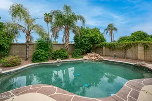 1338 E Sunburst Ln, Tempe, AZ 85284 - Photo 7
