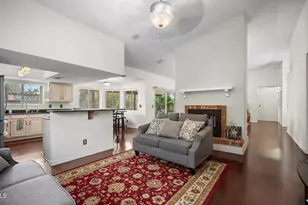 1338 E Sunburst Ln, Tempe, AZ 85284 - Photo 17