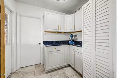 7229 E Virginia Avenue, Scottsdale, AZ 85257 - Photo 17
