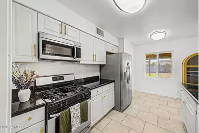 7229 E Virginia Avenue, Scottsdale, AZ 85257 - Photo 13