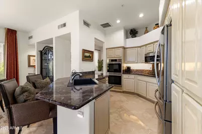 8100 E Camelback Road #101, Scottsdale, AZ 85251 - Photo 11