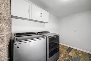 8326 E Hubbell St, Scottsdale, AZ 85257 - Photo 25