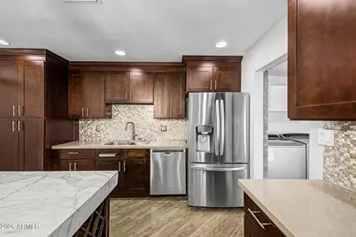 8326 E Hubbell Street, Scottsdale, AZ 85257 - Photo 13