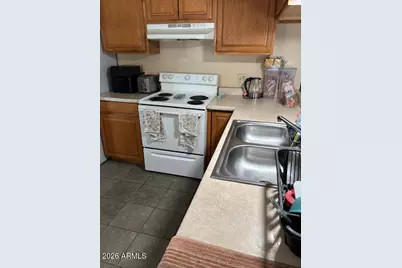 3220 N 79th Avenue, Phoenix, AZ 85033 - Photo 3