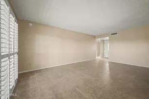 9817 E Navajo Pl, Sun Lakes, AZ 85248 - Photo 11