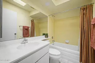 9817 E Navajo Pl, Sun Lakes, AZ 85248 - Photo 29