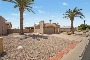 9817 E Navajo Pl, Sun Lakes, AZ 85248 - Photo 5