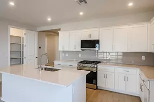 23022 W Irma Ln, Surprise, AZ 85387 - Photo 7